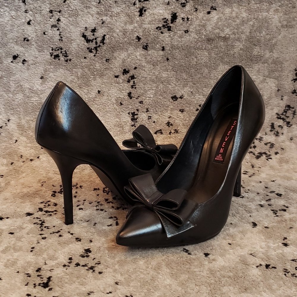 Steven by Steve Madden Ravesh Bow Pumps Size 9.5 Sexy Office